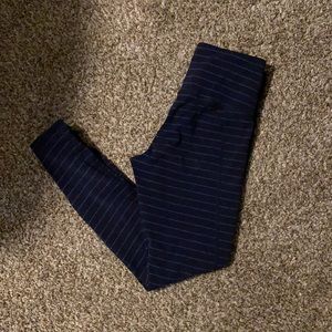 Salutation Stripe Tight (7/8 length)